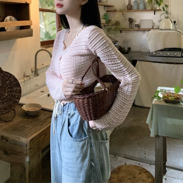 濾鏡色系🧚‍♀️鏤空短版針織衫