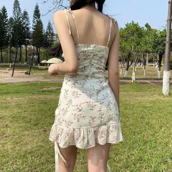 綁帶修身顯瘦🌶️渡假感碎花吊帶連身裙