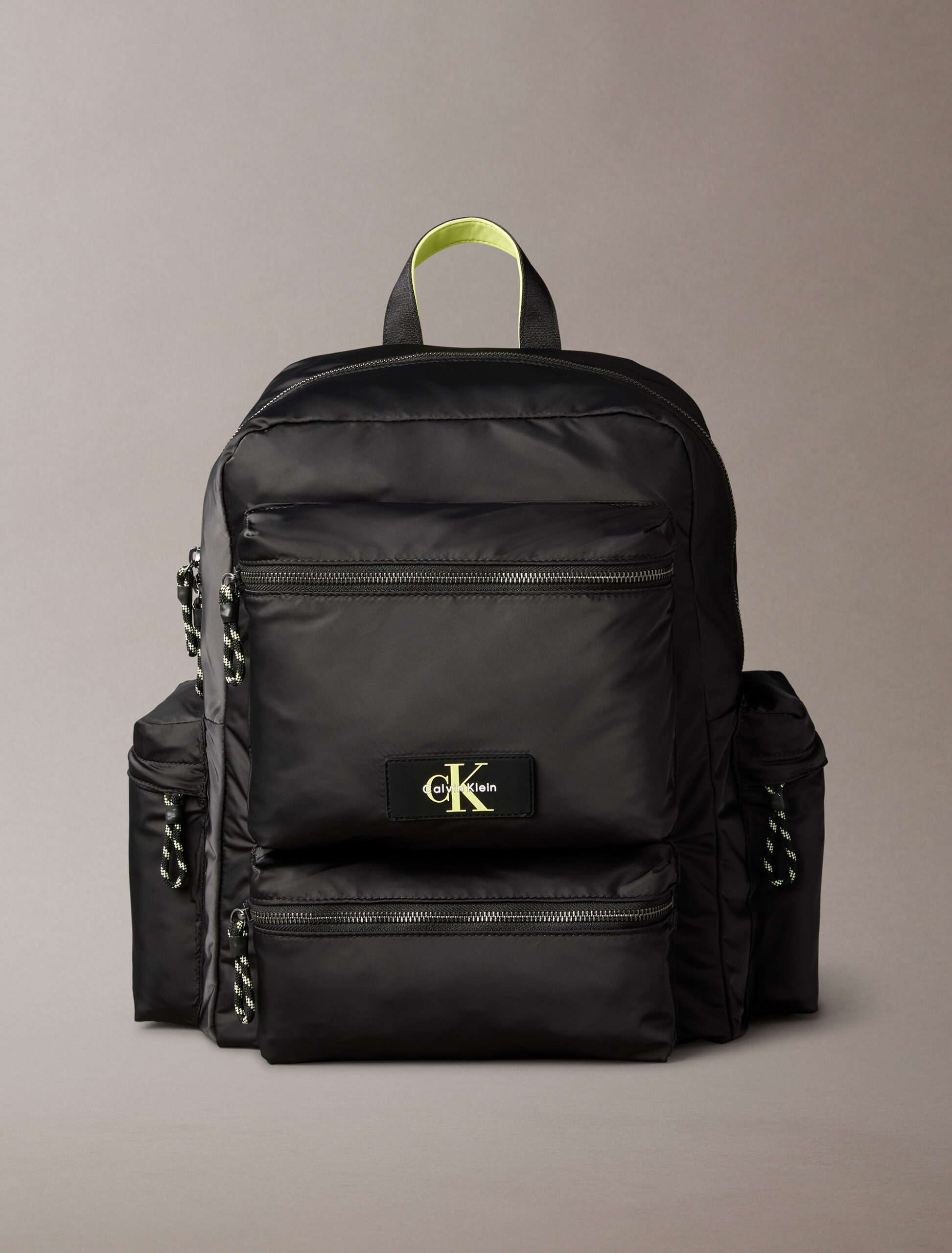 Calvin Klein Jeans Accessories技術材質工裝風後背包