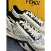 Fendi 小牛皮 Flow 運動鞋